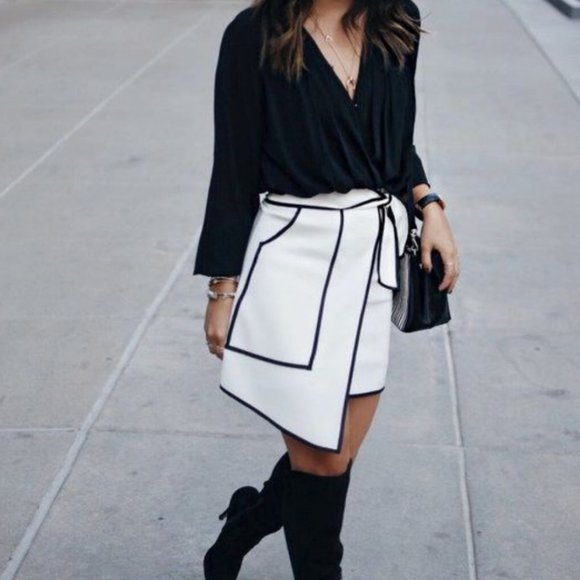 BLACK AND WHITE BLOCK SKIRT - Picture 1 of 6